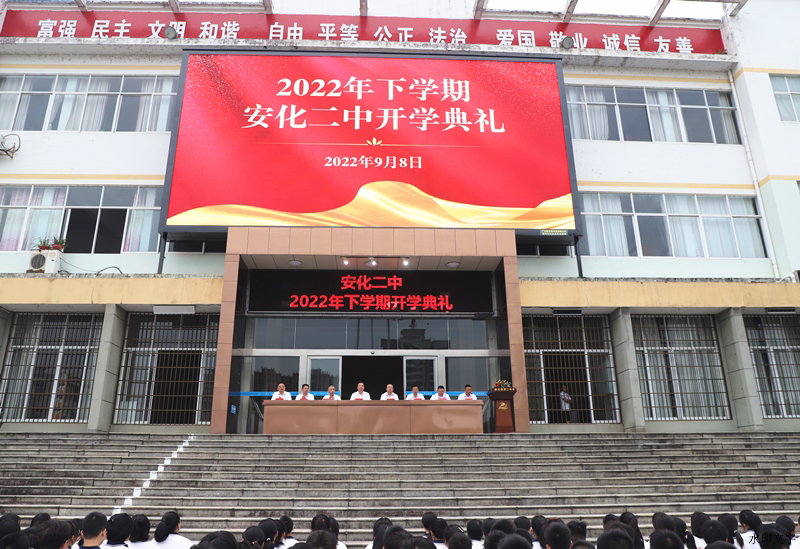 7d22403a3ac14b64badc148a09c4a751.jpg